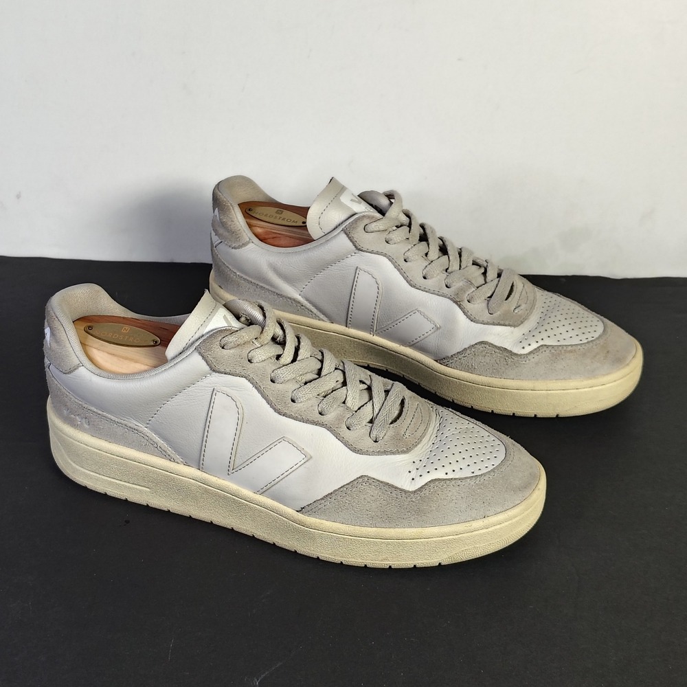 Veja Mens V-90 Sneakers Size 10 Grey Leather Suede Low Top Casual Shoes 1317